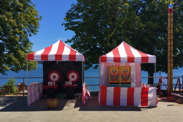 Booth Game Là Gì? Hướng Dẫn Thiết Kế và Thi Công Từ A-Z 4 Bạn có thể lựa chọn booth game trong nhà hoặc ngoài trời để phù hợp với không gian và mục tiêu bán hàng của doanh nghiệp