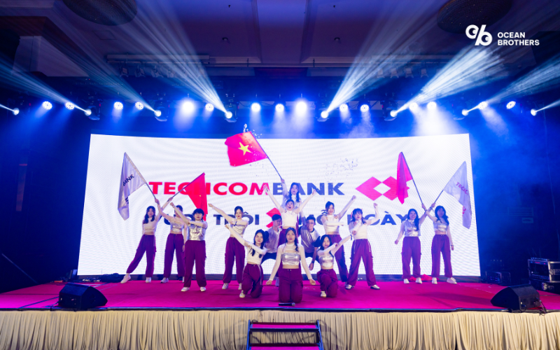 "Risker Vượt Ngàn Chông Gai" - Techcombank Khối Quản trị Rủi Ro 4 year and party techcombank 2