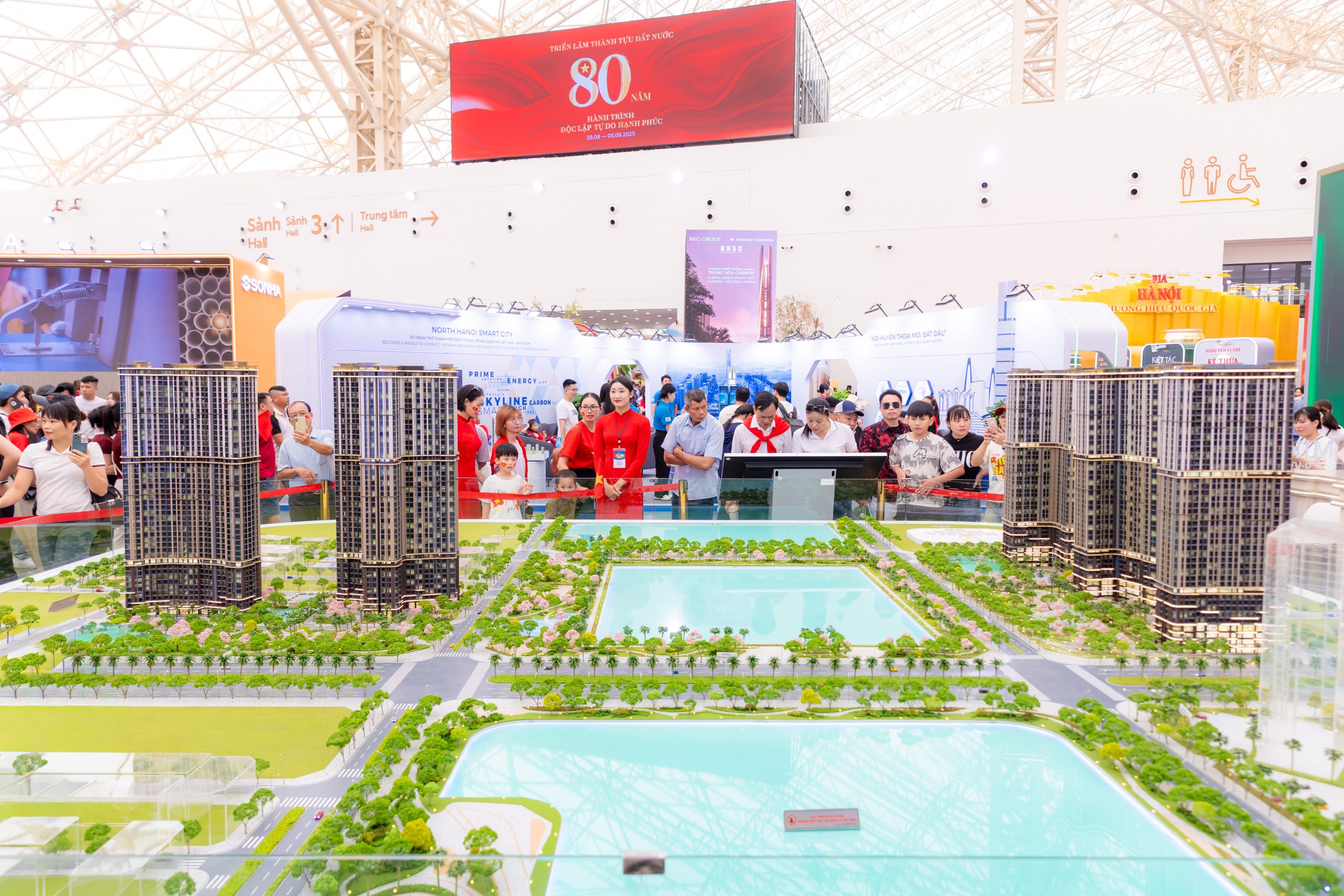 Triển lãm A80: MIK GROUP lọt Top 20 "Không gian trưng bày tiêu biểu" 6 DA 5183 scaled